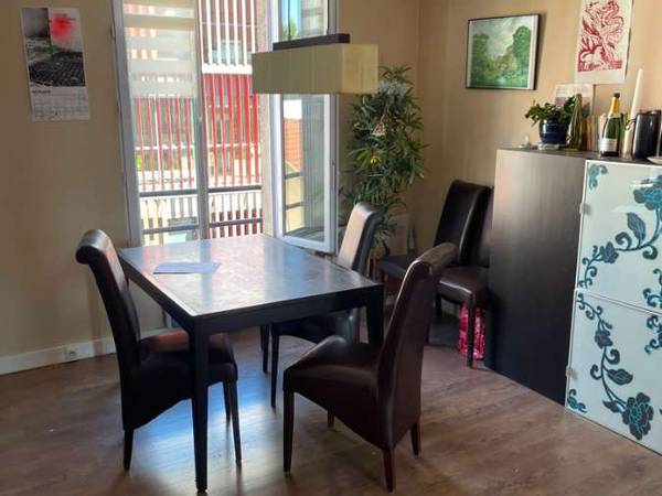 Colocation / Appartement 5 pièces de 80 m², Ivry-sur-Seine, Rue Molière / Photo 2