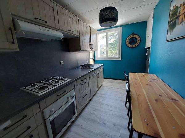 Colocation / Appartement 4 pièces de 73 m², Avignon, Avenue de Tarascon / Photo 2