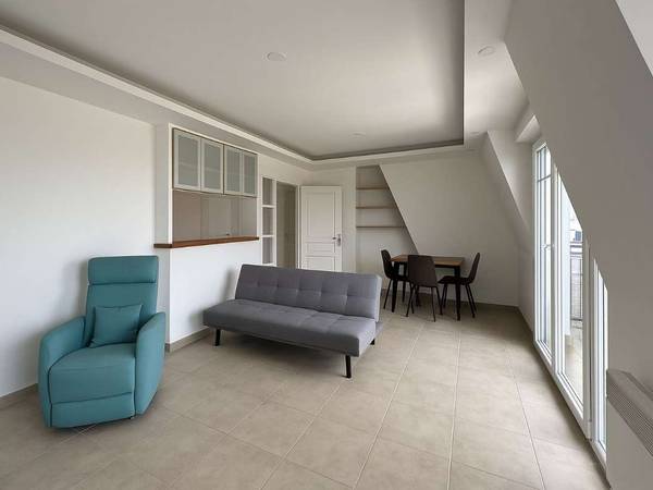 Colocation / Appartement 4 pièces de 82 m², Clamart, Avenue du Général de Gaulle / Photo 2