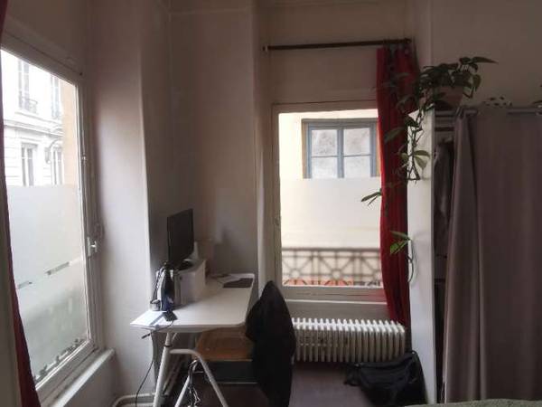 Sous-location / Appartement 4 pièces de 85 m², Lyon, Place Saint-Nizier / Photo 2
