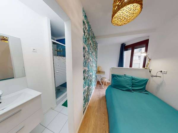 Colocation / Appartement 5 pièces de 77 m², Marseille, Boulevard d'Arras / Photo 4