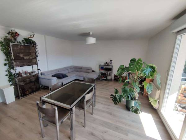 Chambre chez l'habitant / Appartement 3 pièces de 75 m², Villeurbanne, Rue Clos Poncet / Photo 2