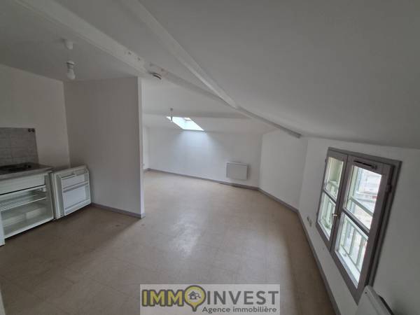 Location / Appartement 1 pièce de 20 m², Limoges / Photo 2