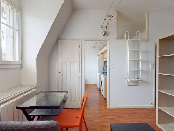 Location / Appartement 1 pièce de 21 m², Nancy, Boulevard Charlemagne / Photo 2