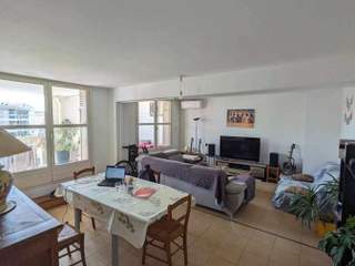Casa partilhada / 4 rooms apartment · 100 m², Aix-en-Provence, Allée Claude Forbin