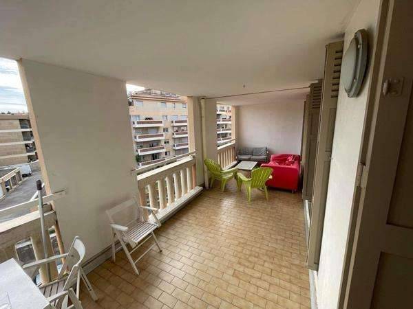 Colocation / Appartement 4 pièces de 100 m², Aix-en-Provence, Allée Claude Forbin / Photo 2