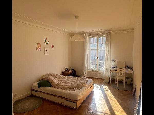 Colocation / Appartement 3 pièces de 85 m², Lausanne, Avenue Juste-Olivier / Photo 2