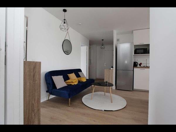 Colocation / Appartement 6 pièces de 97 m², Évreux, Rue Passot / Photo 2