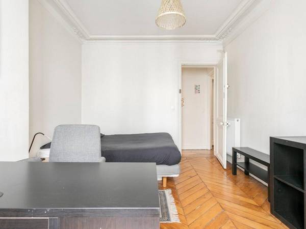 Sous-location / Appartement 5 pièces de 85 m², Paris, Rue des Petites Ecuries / Photo 8