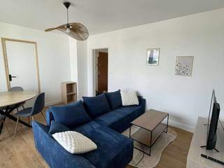 Room share, 7 rooms apartment, Le Mans