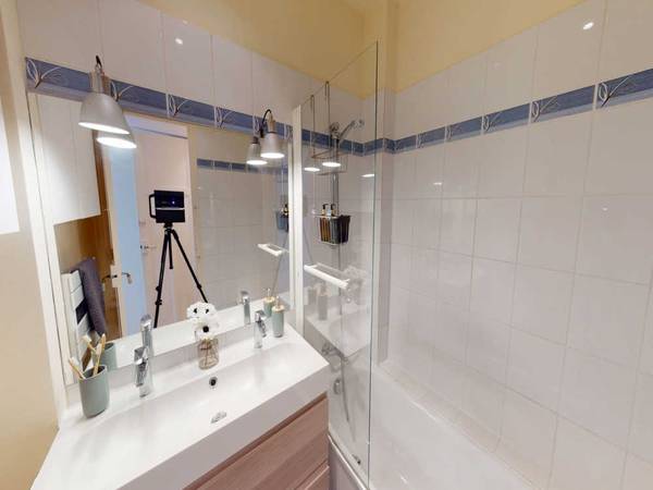 Colocation / Appartement 4 pièces de 90 m², Paris, Rue du Père Brottier / Photo 10