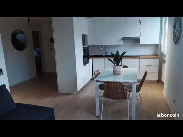 Colocation / Appartement 4 pièces de 73 m², Saint-Étienne, Rue Lavoisier / Photo 2
