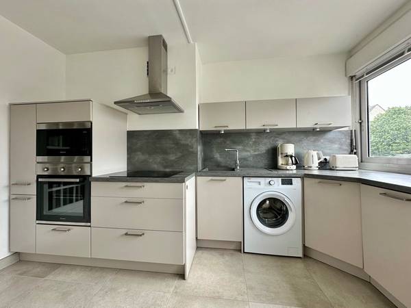 Colocation / Appartement 5 pièces de 88 m², Blois, Place Guerry / Photo 2