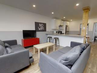 Colocation / Appartement 4 pièces de 90 m², Montréal