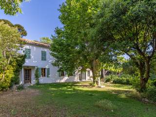 Affitto / 4 rooms house · 155 m², Marseille, Chemin de la Chaîne
