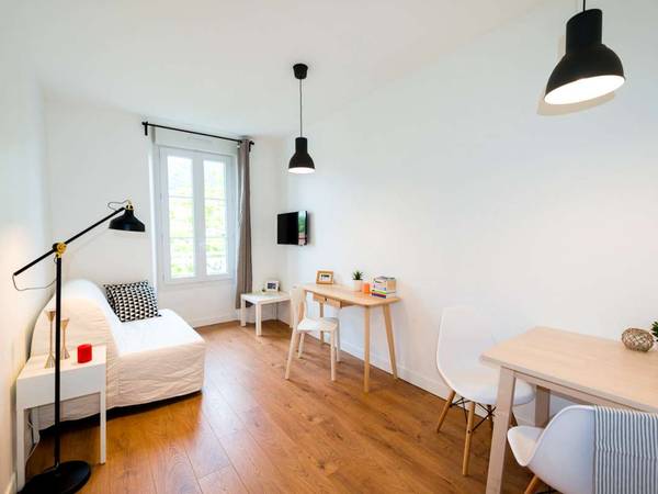 Location / Studio de 20 m², Toulon, Boulevard Maréchal Joffre / Photo 2