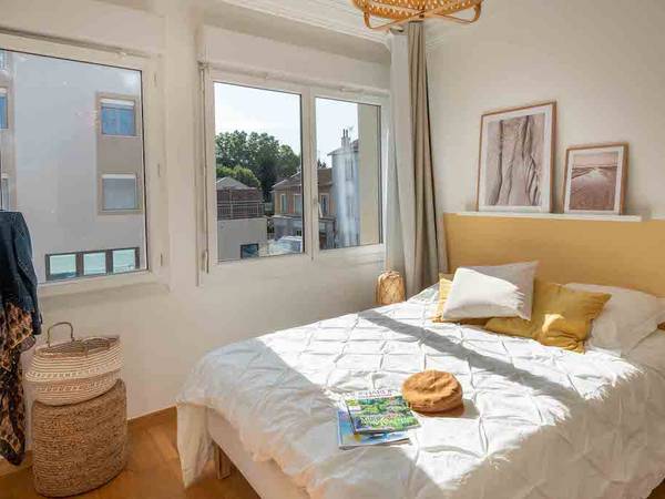 Colocation / Appartement 7 pièces de 170 m², Oullins, Boulevard Emile Zola / Photo 2