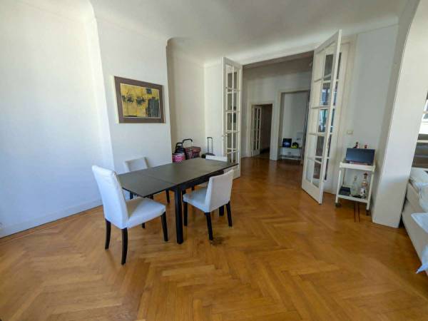 Flatsharing / 5-bedroom flat · 120 m², Bruxelles, Rue du Luxembourg / Photo 2