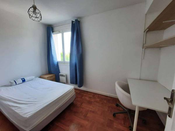 Colocation / Appartement 4 pièces de 85 m², Lyon, Avenue Jean Mermoz / Photo 2