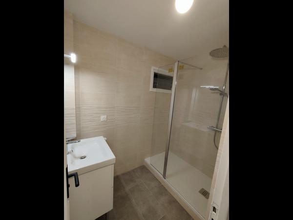 Colocation / Appartement 5 pièces de 76 m², Mont-Saint-Aignan, Parc de l'Andelle / Photo 2