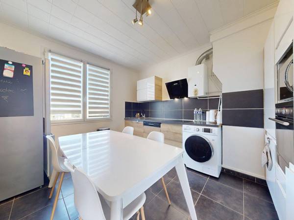 Colocation / Appartement 4 pièces de 85 m², Villeurbanne, Cours Émile Zola / Photo 2