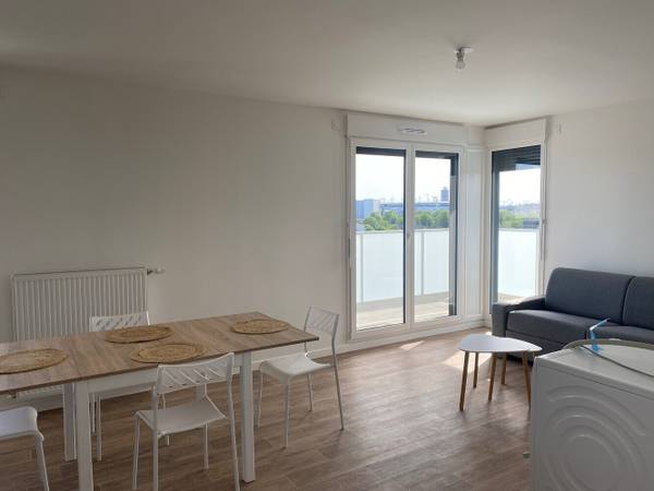 Flatsharing / 5-bedroom flat · 93 m², La Courneuve, Bis Rue Maurice Ravel / Photo 2