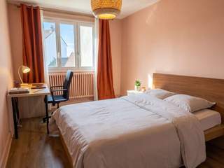 Room share, 4 rooms apartment, Saint-Cyr-l'École