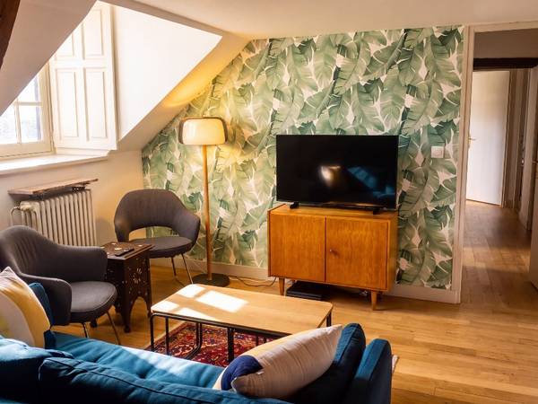 Room share / 6 rooms apartment · 110 m², Orléans, Rue Notre-Dame de Recouvrance / Photo 2