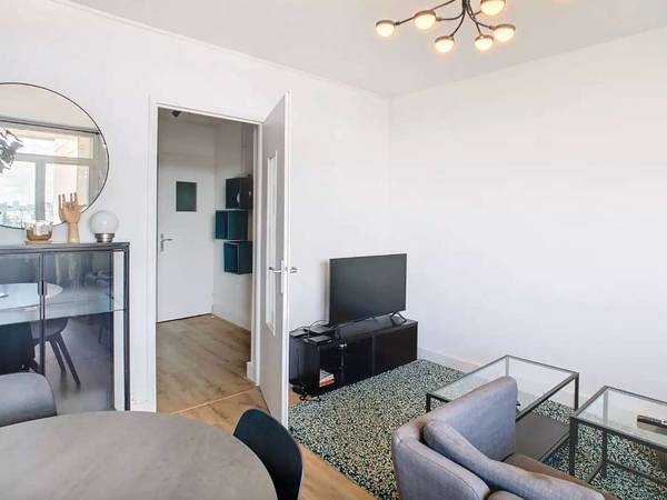 Colocation / Appartement 4 pièces de 72 m², Vaulx-en-Velin, Avenue Georges Rouge / Photo 2