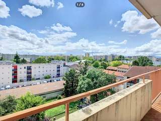 Colocation / Appartement 4 pièces de 72 m², Vaulx-en-Velin, Avenue Georges Rouge