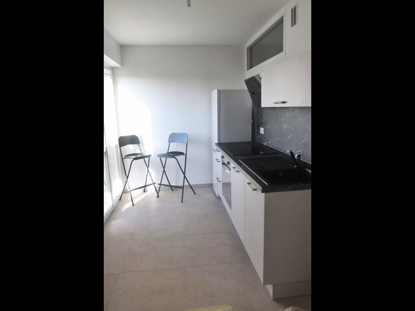 Colocation / Appartement 4 pièces de 75 m², Troyes, Rue des Gayettes / Photo 2