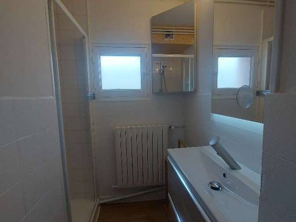 Colocation / Appartement 4 pièces de 60 m², Grenoble, Square des Fusillés / Photo 6