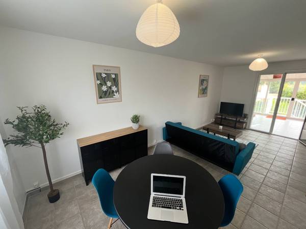 Colocation / Maison 8 pièces de 133 m², La Roche-sur-Yon, Rue Louis Loucheur / Photo 2