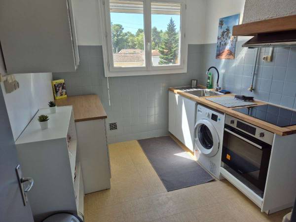 Colocation / Appartement 5 pièces de 81 m², Pessac, Rue du Rossignol / Photo 2