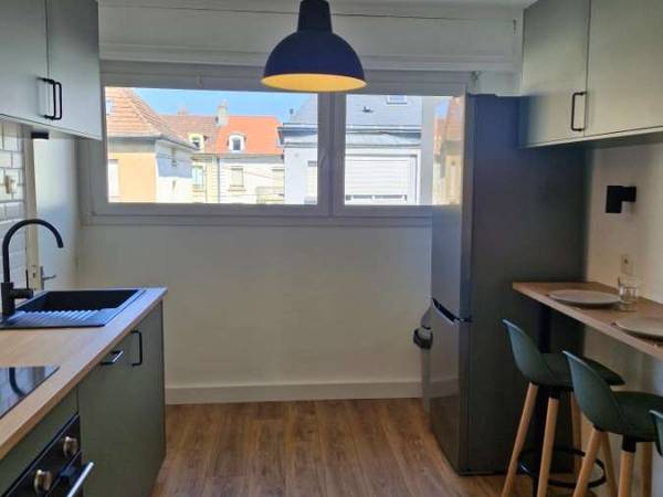 Colocation / Appartement 4 pièces de 71 m², Metz, Rue Sturel Paigné / Photo 2