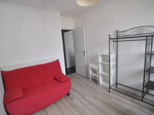 Colocation / Appartement 3 pièces de 70 m², Tours, Rue de la Hallebarde / Photo 2