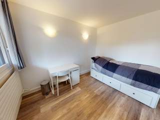 Casa condivisa / 5 rooms apartment · 84 m², Tremblay-en-France, Allée Jean-Baptiste du Cerceau