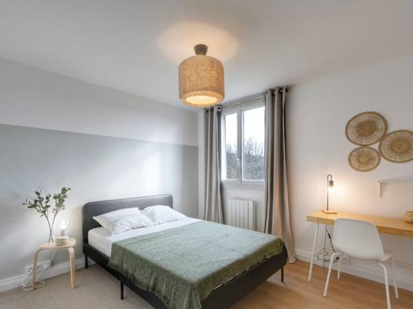 Colocation / Appartement 4 pièces de 65 m², Vénissieux, Rue du Clos Verger / Photo 7