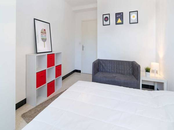 Colocation / Appartement 4 pièces de 80 m², Montpellier, Rue du Professeur Louis Thomas / Photo 2