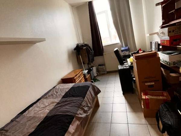 Colocation / Appartement 2 pièces de 36 m², Liège, Rue Grandgagnage / Photo 6
