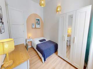 Apartament la comun / 5 rooms apartment · 120 m², Bordeaux, Rue des Étables