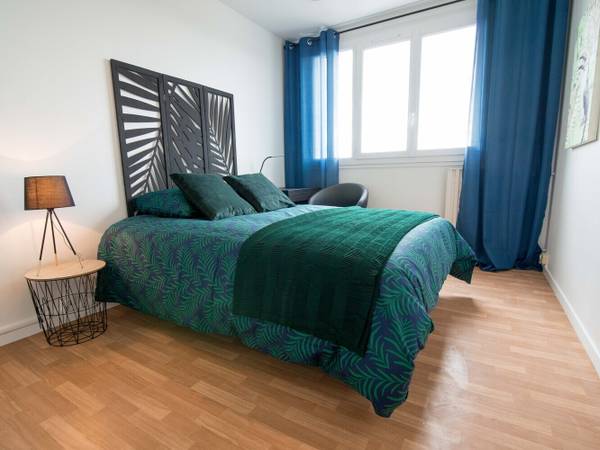 Colocation / Appartement 4 pièces de 70 m², Saint-Jacques-de-la-Lande, Allée Henri Bergson / Photo 8