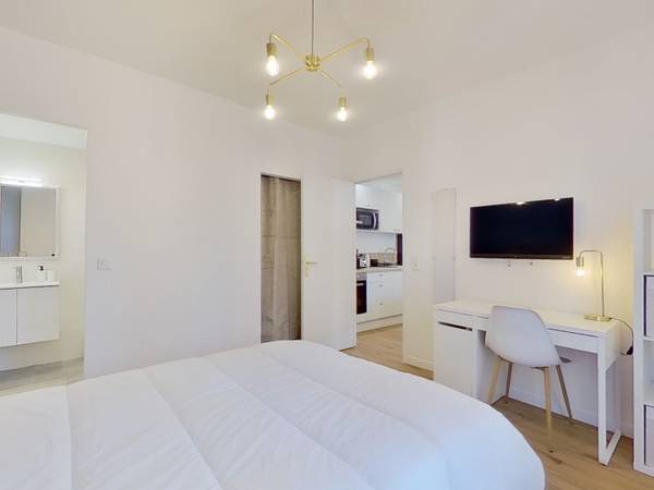 Colocation / Appartement 5 pièces de 78 m², Nice, Avenue Gay / Photo 9