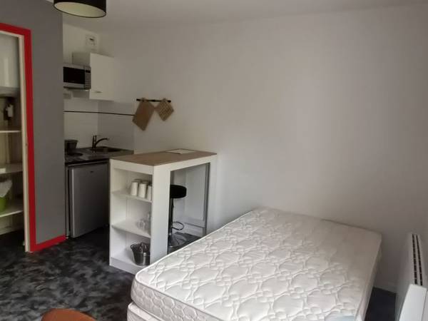 Location / Studio, Arras / Photo 2