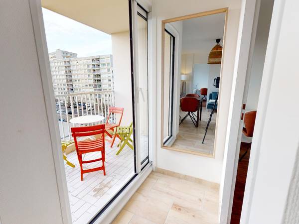 Colocation / Appartement 5 pièces de 77 m², Oullins-Pierre-Bénite, Boulevard de l'Europe / Photo 2