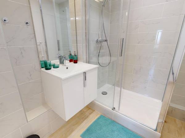 Colocation / Appartement 5 pièces de 77 m², Oullins, Boulevard de l'Europe / Photo 15