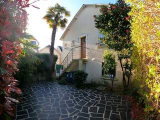 Rental / 5-bedroom house · 95 m², Rennes, Rue Coutanceau