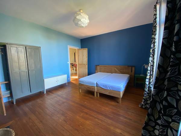 Colocation / Ferme 10 pièces de 300 m², Coutiches, Rue Periselle / Photo 2