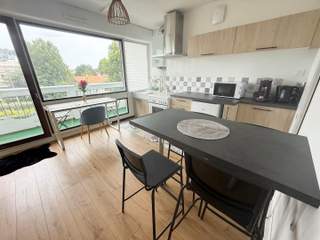 Rental / 1-bedroom flat · 36 m², Talence, Rue Frédéric Sévène