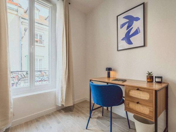 Colocation / Maison 10 pièces de 410 m², Montreuil, Rue de l'Église / Photo 2